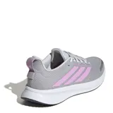 Championes Adidas Runblaze para mujer, color gris con tres franjas laterales en color rosado. Cuentan con entresuela Cloudfoam para amortiguación.