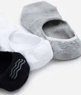 Kit de tres pares de medias invisibles deportivas de algodón con textura.