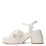Sandalias negras con plataforma y taco ancho, tiras cruzadas sobre el empeine y pulsera con hebilla al tobillo. Marca Miss Carol, modelo XYLO.