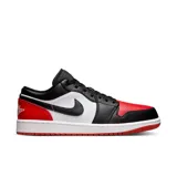 Championes Air Jordan 1 Low de cuero, color blanco, negro y rojo.