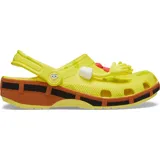 Zuecos Crocs Classic Clog edición especial de Bob Esponja, color amarillo con detalles marrones y negros. Incluye charms de Bob Esponja y su mano.