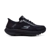 Championes deportivos Skechers Go Run Consistent 2.0, color negro, con tecnología Slip-ins para calzar fácilmente, plantilla Air-Cooled Memory Foam, amortiguación Ultra Light y suela de tracción flexible.