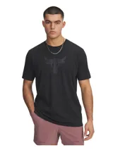 Remera negra de hombre Under Armour Project Rock, con logo Brahma Bull estampado en el pecho.
