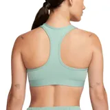 Sujetador deportivo Nike Swoosh color verde agua, de soporte medio, con almohadillas cosidas y tecnología Dri-FIT.