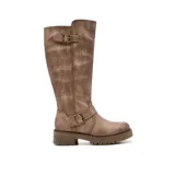 Bota bucanera negra de cuero sintético, con caña alta, hebillas decorativas y suela track.