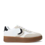 Zapatillas deportivas blancas con cordones, detalle de animal print en el talón y suela gruesa color caramelo.