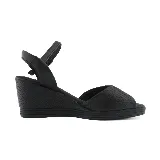 Sandalia negra con taco corrido de 6 cm de altura.