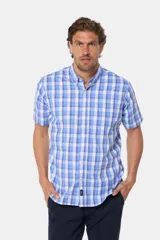 Camisa de hombre de manga corta con estampado a cuadros en tonos celeste y blanco. Confeccionada en algodón.