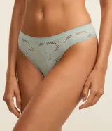 Kit de dos bombachas bikini hilo seamless, una blanca con encaje y otra celeste con textura.