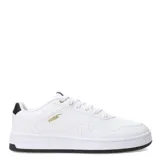 Championes Puma Court Classic negros de cuero sintético, con detalles dorados en el logo y cordones negros.
