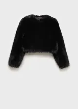 Chaqueta corta de pelo sintético color negro, con forro interior y cierre frontal con gancho.