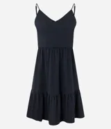 Vestido corto negro de algodón con breteles finos, escote en V y volado en el ruedo.