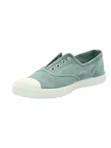 Zapatillas Natural World modelo Greece, color verde agua, sin cordones, fabricadas en España con algodón orgánico y suela de goma.