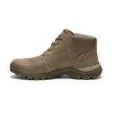 Botín de cuero color marrón, con cordones y suela de goma. Cuenta con forro interno de nylon en malla suave y respirable, plantilla acolchada de espuma y tecnología probiótica CLEANSPORT NXT para controlar el mal olor.