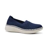 Zapato casual Skechers Bulevar Wilshire, color azul marino, sin cordones, con capellada de tejido de crochet Stretch Fit y plantilla Air-Cooled Memory Foam.