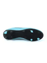 Championes de fútbol Umbro Clasic II HG, color azul marino con detalles en naranja y logo Umbro en blanco.