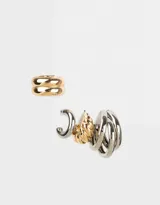 Set de aros con un earcuff a presión y tres argollas de diferentes formatos con cierre de tope a presión, en combinación bicolor dorado y plateado.