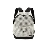 Mochila de PVC color blanco con estampado geométrico negro, con correas y base negras.