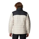 Campera puffer Columbia Powder Lite II, color verde oliva en la parte superior y verde claro en la parte inferior. Con cierre frontal, cuello alto, bolsillos laterales con cierre y logo de la marca bordado en el pecho.