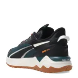 Championes Puma Extend Lite Trail, color negro con detalles en verde y naranja.