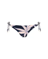 Calzón de bikini con estampado de hojas color azul y rosa, con tiras laterales ajustables.
