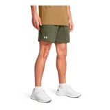 Short deportivo Under Armour Vanish Woven de hombre, color celeste con calza interior negra y logo estampado en la pierna izquierda.