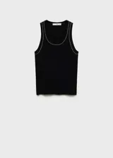 Musculosa verde oscuro de punto canalé con ribetes en contraste.