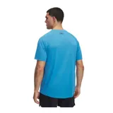 Remera de entrenamiento de manga corta, color azul marino, con tecnología que permite la transpiración y comodidad.