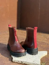 utqfIzCI