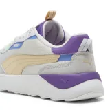 Championes Puma Runtamed Platform de mujer, color blanco, negro, rosa y verde.