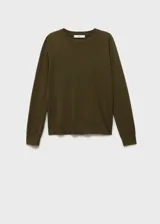 Jersey verde militar de tejido de lana con cuello redondo y manga larga.