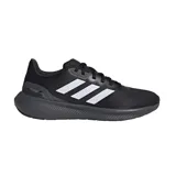Championes Adidas Runfalcon 3.0 negros con las tres tiras blancas.