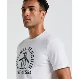 Remera blanca de algodón con logo de Original Penguin estampado en el pecho.