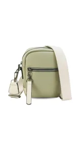 Bandolera color verde oliva con correa larga regulable de cinta beige con detalles en verde.