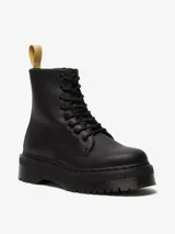 Bota de caña alta vegana, color negro, con cordones, plataforma gruesa y suela dentada.