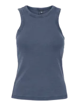 Musculosa azul de punto canalé con cuello redondo y sisa americana.