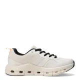 Championes urbanos color blanco con detalles en negro y naranja.