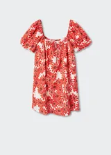 Vestido corto evasé de algodón con estampado de margaritas rojas, cuello cuadrado con lazo y mangas cortas abullonadas. Incluye forro interior y espalda abierta.