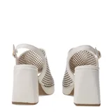 Sandalias negras de cuero calado, con plataforma y taco bloque alto.