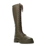 Bota de mujer color verde oliva, acordonada hasta la rodilla con suela gruesa.