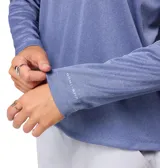 Remera de manga larga Columbia Tidal Tee II para mujer, color azul con logo de la marca en el pecho y en la manga.