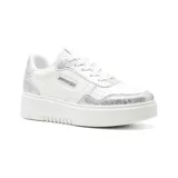 Championes urbanos American Sport Pia, color blanco con detalles en dorado, plataforma y cordones.