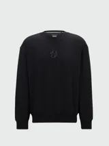 Buzo negro de algodón de corte regular fit con logo bordado en el pecho.