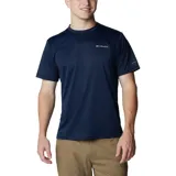 Remera deportiva Columbia Hike Crew color borgoña, de corte clásico y manga corta, con logo estampado en el pecho. Confeccionada en poliéster con tecnología Omni-Wick para absorción de la humedad y control de olores.