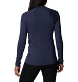 Remera de manga larga Columbia Midweight Stretch color salmón, con logo reflectante en el pecho.