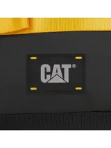 Riñonera negra con correa ajustable y hebilla de liberación rápida. Presenta un diseño utilitario con múltiples bolsillos con cremallera, incluyendo un bolsillo interior plano. Destaca por una cinta frontal amarilla con el logo CAT® en negro.