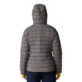 Campera gris de plumas con capucha, cierre frontal completo, bolsillos laterales con cierre y logo de la marca en el pecho.