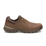 Zapato acordonado de cuero color marrón, con forro de malla de nylon, plantilla de espuma acolchada y suela de goma.