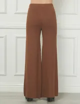 Pantalón palazzo de tiro alto, color negro con lurex.