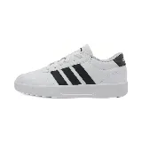Zapatillas Adidas Breaknet 3.0 blancas con las tres tiras laterales en negro.
